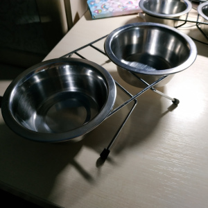 Photos supplémentaires: Je vendrai des casseroles sur un support en acier inoxydable!